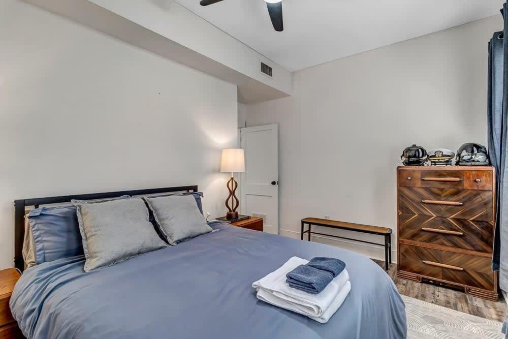 Contemporary Apartment - 5 Min To Tiaa Bank Field! Джэксонвиль Экстерьер фото