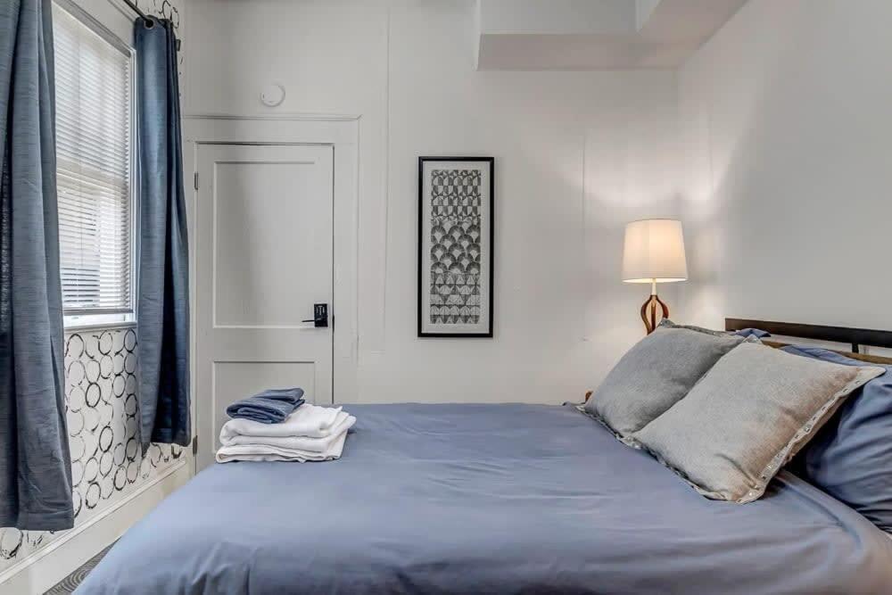 Contemporary Apartment - 5 Min To Tiaa Bank Field! Джэксонвиль Экстерьер фото